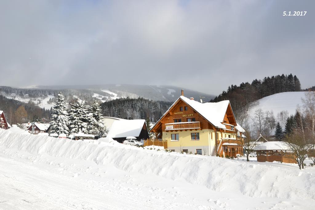 Apartmany Ski Lift Rokytnice nad Jizerou Buitenkant foto